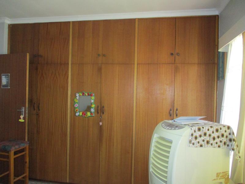 4 Bedroom Property for Sale in Pellissier Free State